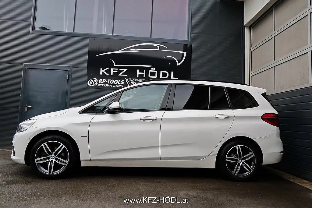 BMW 216d Gran Tourer Sport Line Aut. Image 6