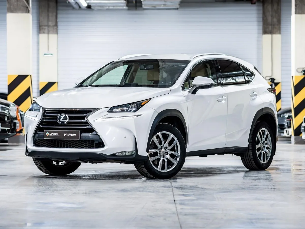 Lexus NX200 Image 1